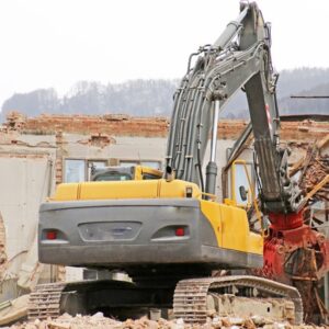 Erbjöd anställda jobba gratis i 100 timmar