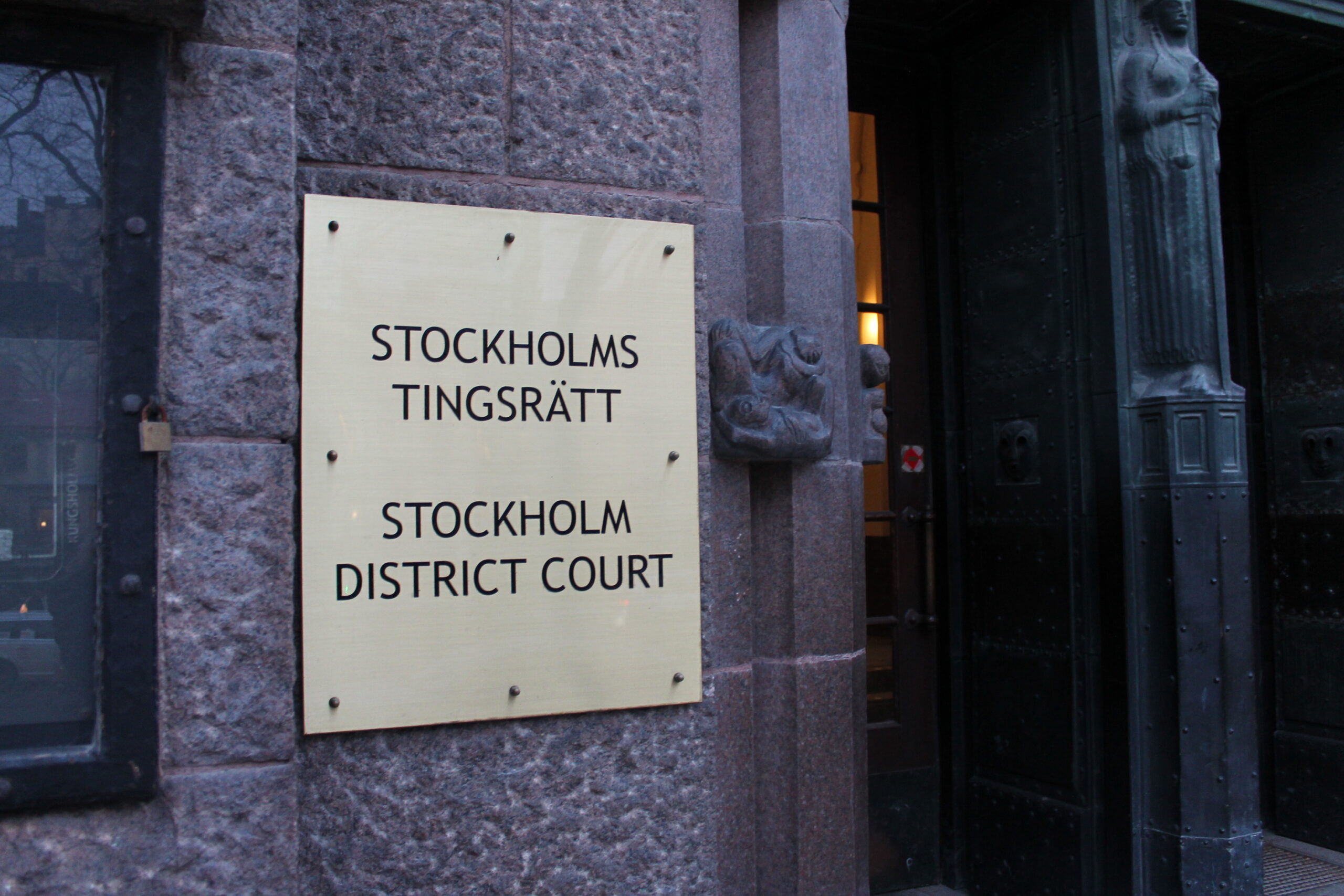 Fyra års fängelse för mutbrott