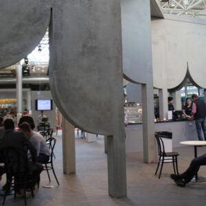 Studenter med nya ögon på betong