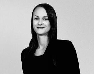 Vad är bäst, att tvista entreprenadmål i domstol eller skiljeförfarande, det är frågan?