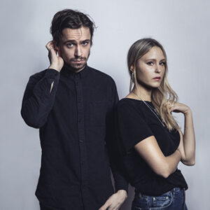 Lanserar ny tjänst med egen låt