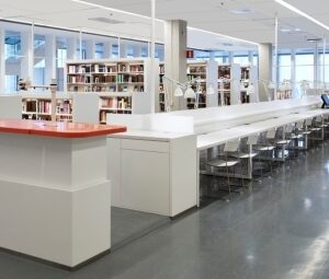 Ombyggt bibliotek ska locka till möten