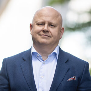 Lämnar som koncernchef