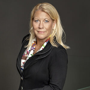 ”Åtta månader är  för kort tid”