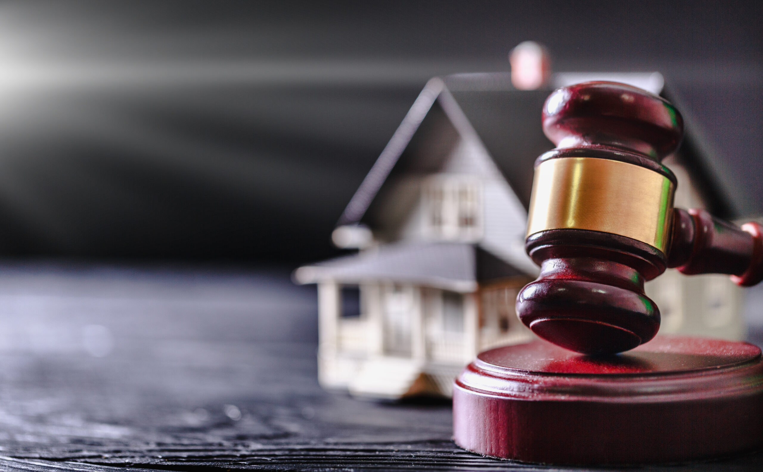 Byggföretag förlikas i domstol