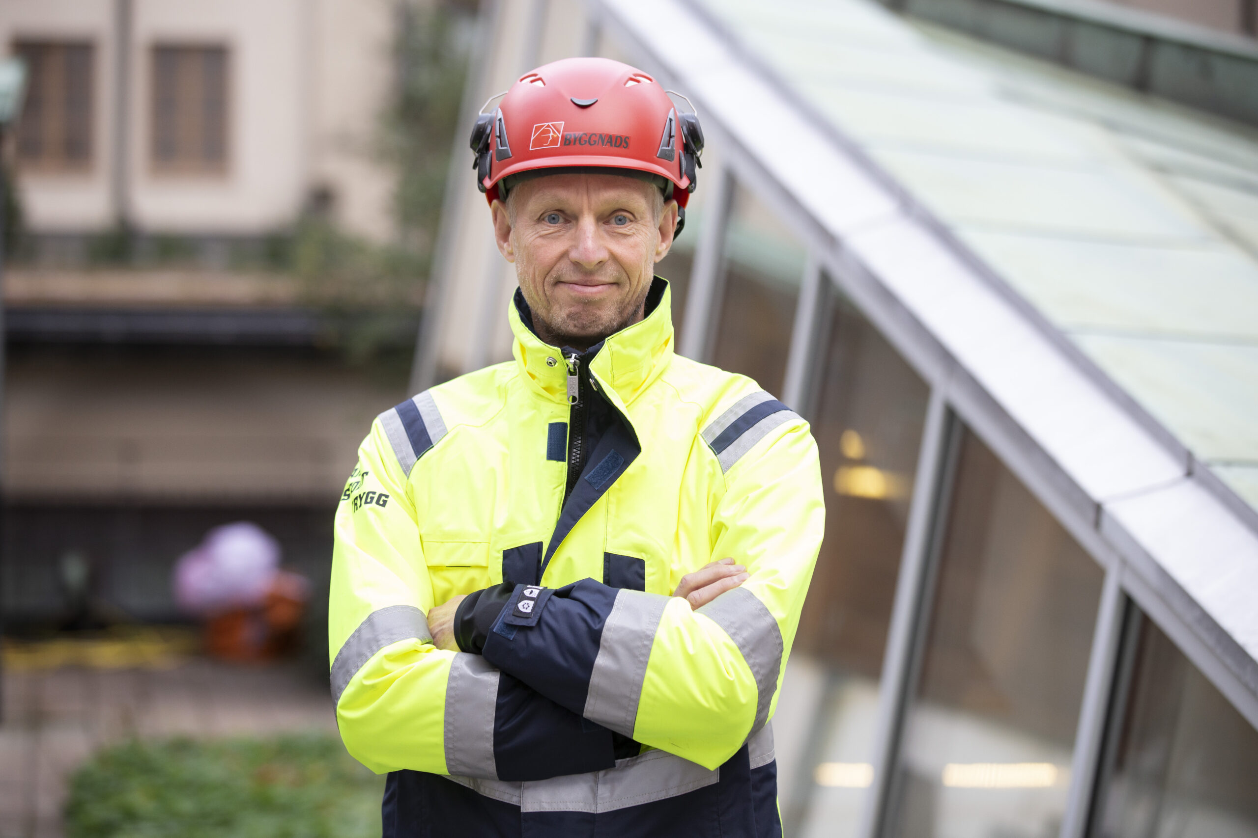 Ska betala 3 miljoner efter förlikning