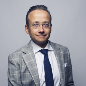 Vd Joachim Hallengren får lämna Bonava