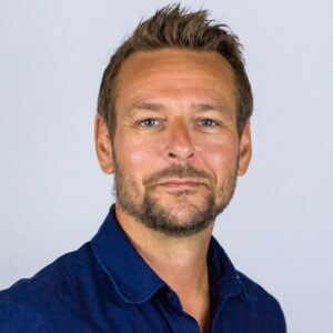 Fd hockeyspelare ska leda marklaget