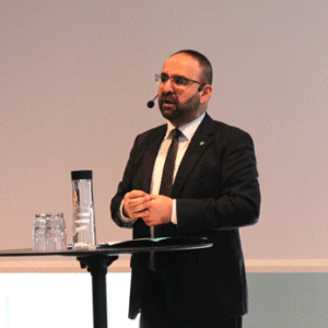 Mehmet Kaplan avgår