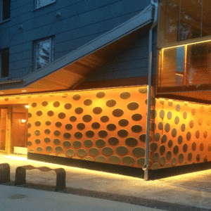 Färgglad höjdare i Linköping