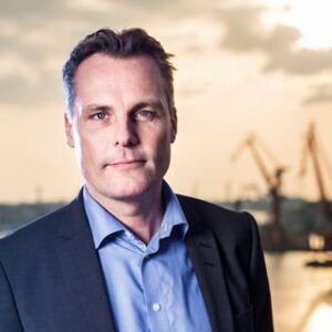 Serneke noteras i november