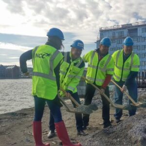 Första spadtaget för havsnära bostäder i Sundsvall