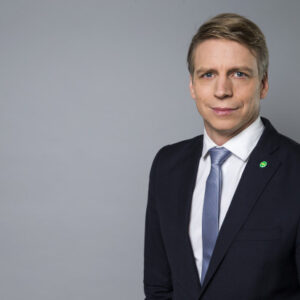 Han blir ny bostadsminister