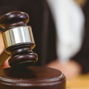 Därför åtalas Kindberg för luftfakturor