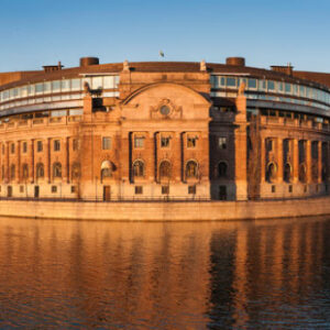 Byggbaracker målas om för 200 000 kronor