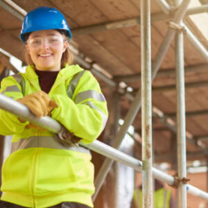 8 av 10 tjejer vittnar om machokultur på byggprogrammen