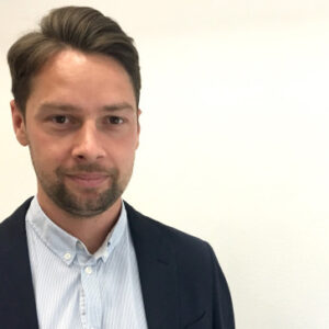 Lemminkäinen trappar upp i Sverige