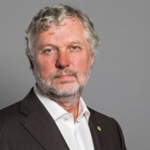 Vill se ”rejäl sänkning” av reavinstskatten