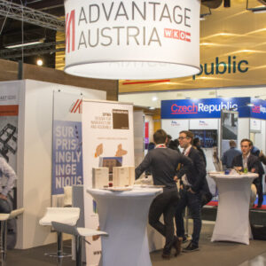 200 utländska utställare på plats