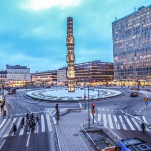 Döms till skadestånd för hävt kontrakt