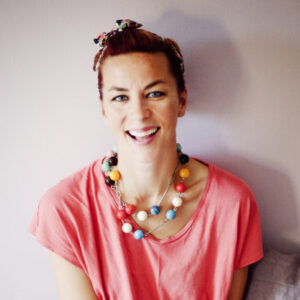 Vill uppmuntra kvinnliga hantverkare