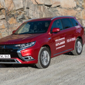 Storsäljande hybrid i ny kostym