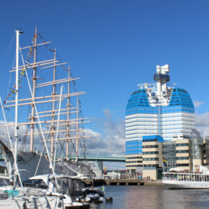 Läppstiftet målas Stockholmsblått