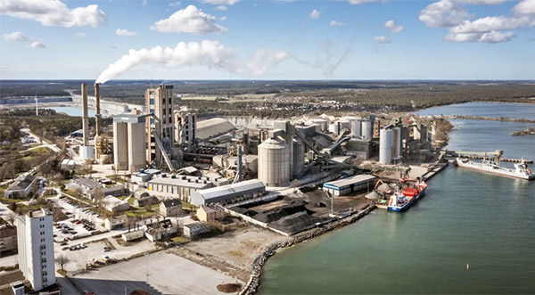 Bygger världens första klimatneutrala cementfabrik