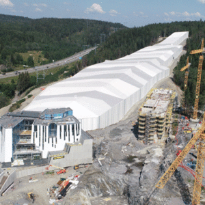 Krävande fasad utan räta vinklar