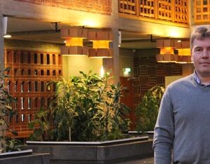 Han leder symboliskt bygge i Kiruna