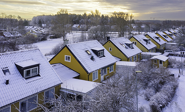 Stigande bostadspriser i februari – trots omvärldskrisen