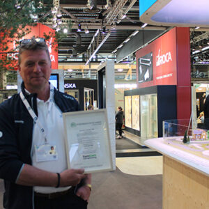 Först ut med miljödiplomerad monter