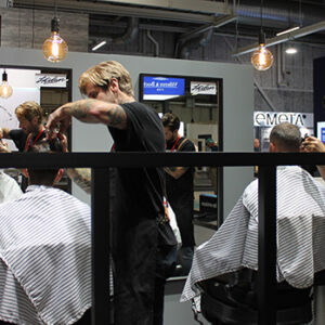 Utställaren som ersatt produkter med må bra-upplevelser