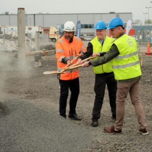 Första spadtaget för Volvo Truck Center