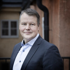 ”Bygg bort bostadsbristen – en halv miljon bostäder till 2030!”