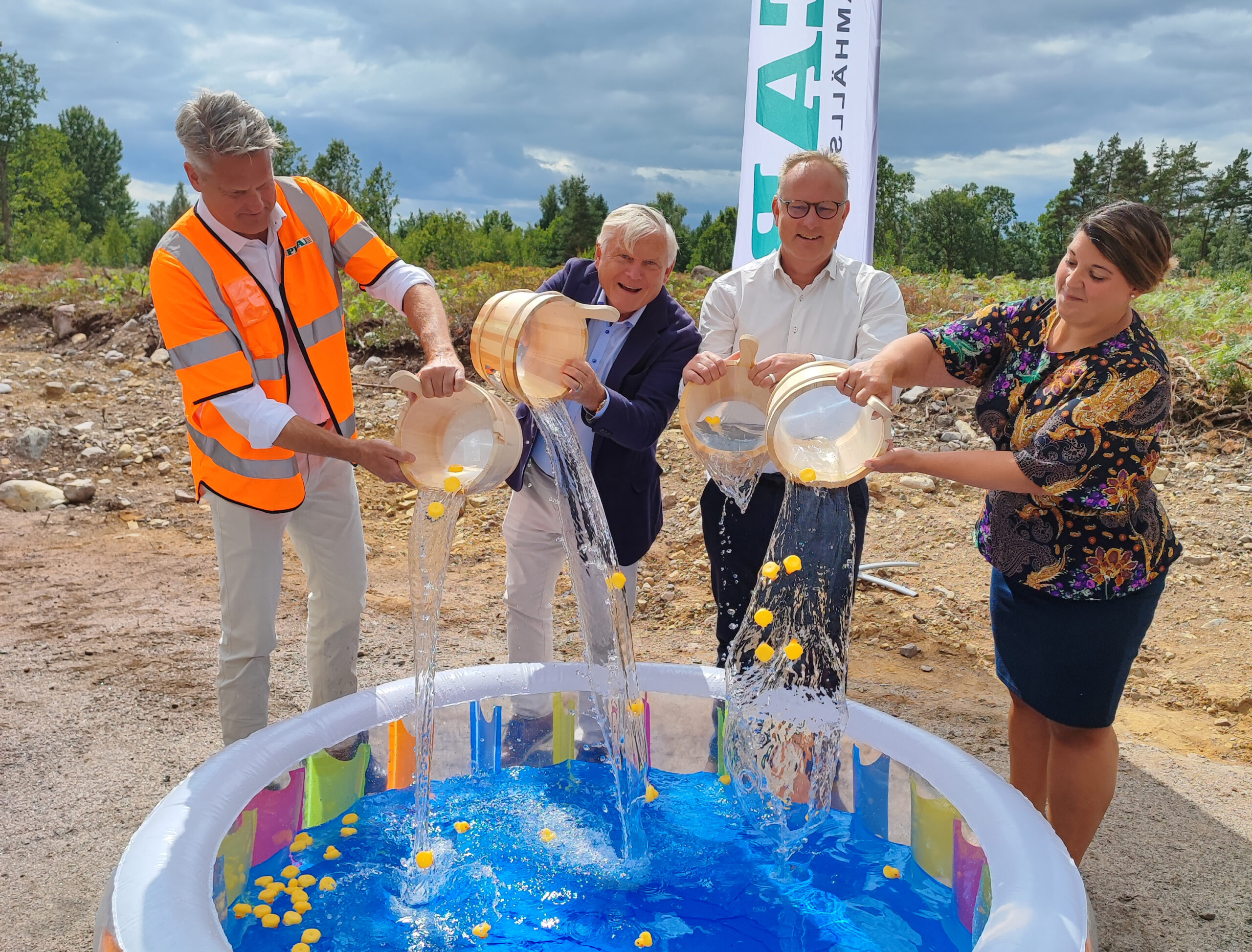 Byggstart för nya badhuset