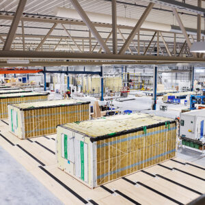 Lindbäcks tvingas skära ner på personalstyrkan