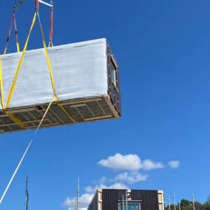 ALM Equitys dotterbolag varslar