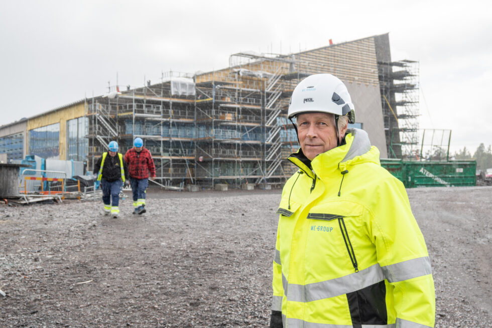 Lennart Rosander från We Group är byggledare och byggsamordnare för Kirunas nya badhus. Foto: Ulrika Vallgårda