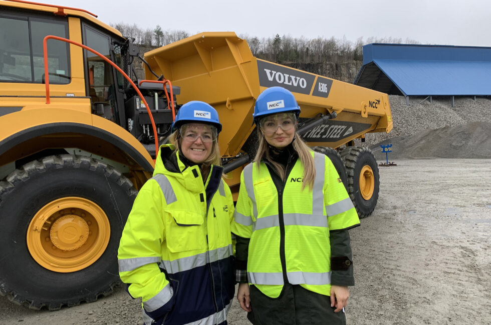 Grete Aspelund, affärsområdeschef för NCC Industry och Ebba Busch,  energi- och näringsminister