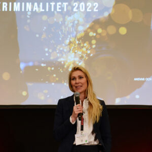 Illegal arbetskraft på var tredje arbetsplats