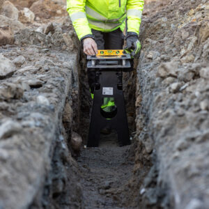 Med smidiga stålfundament och laddstolpar har ST1 byggt ut sin laddinfrastruktur