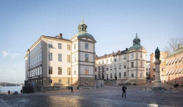 Döms till fängelse för mångmiljonfusk