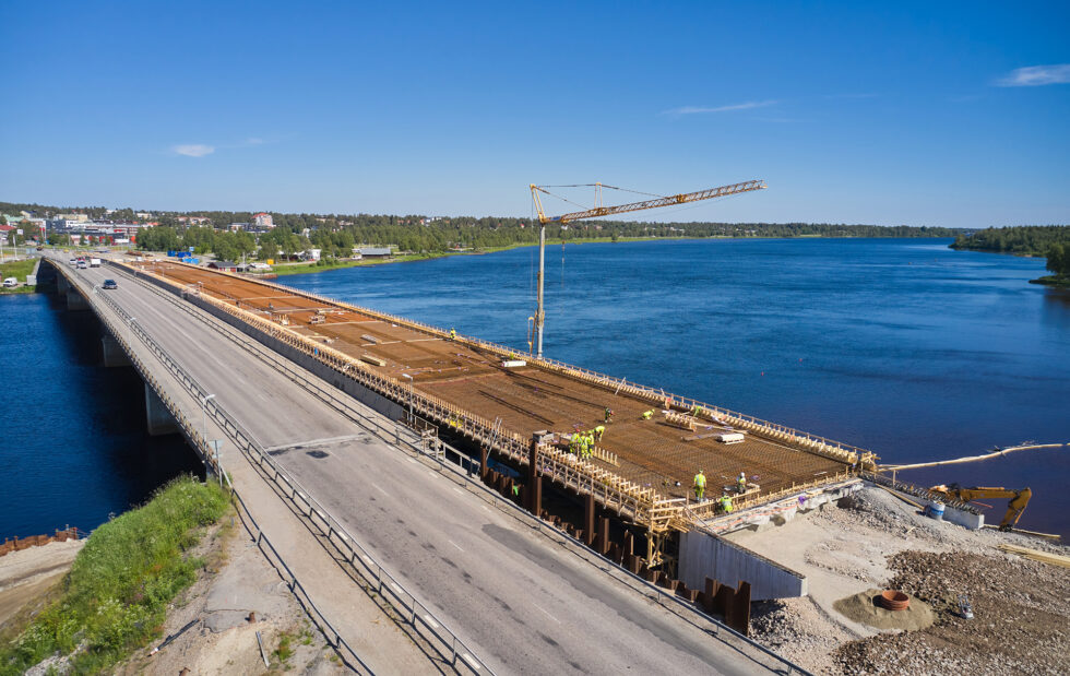 bygget av Kalixbron