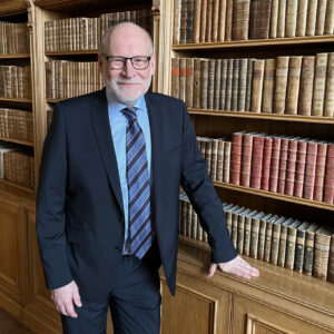 Attefall drar till Almedalen som landshövding