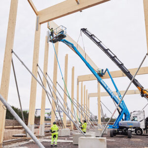 Stora byggprojekt lyfter försäljningen av limträ