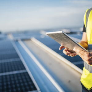 Otillåten direktupphandling när kommun köpte solceller