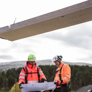 Löser miljöutmaningar med Lett-Tak Wood