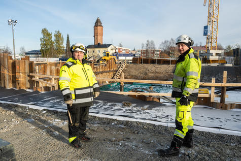 Ilpo Salmela är arbetsledare på CWN och Jan Kanto är markarbetare på BDX.