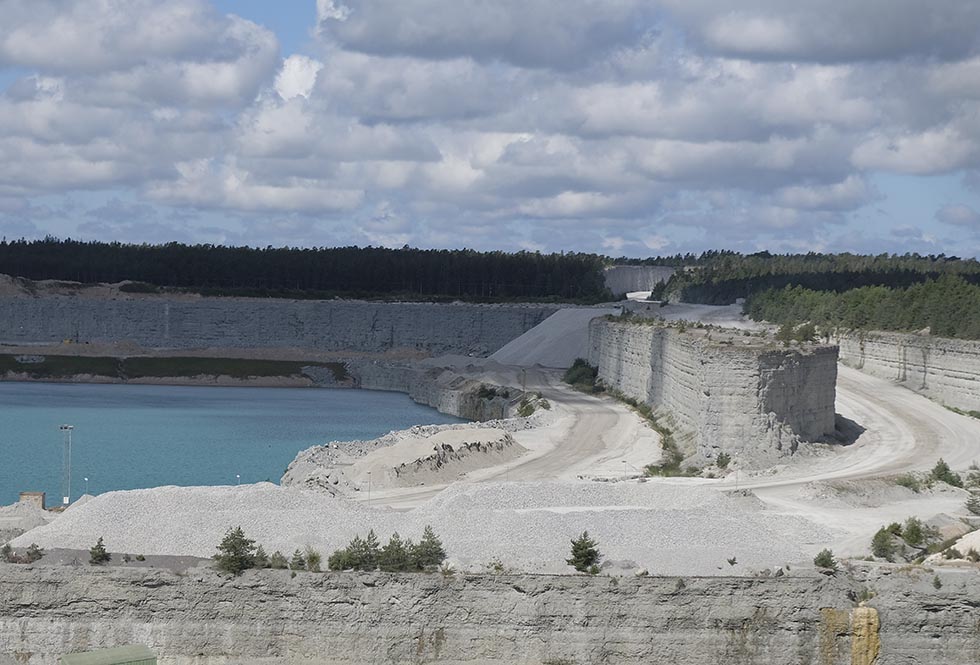 Cementas kalkstenstäkt i Slite, Gotland.